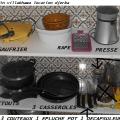 GAUFRIER, saladier blanc rond , saladier carré porcelaine , bol suace marron , rape , presse agrumes, 2 faitouts 3 poeles , une rape , 3 couteaux , une cafetiere inox